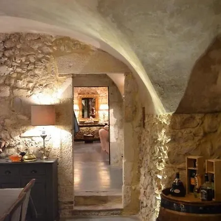 Hotell Le Tresor Des Templiers